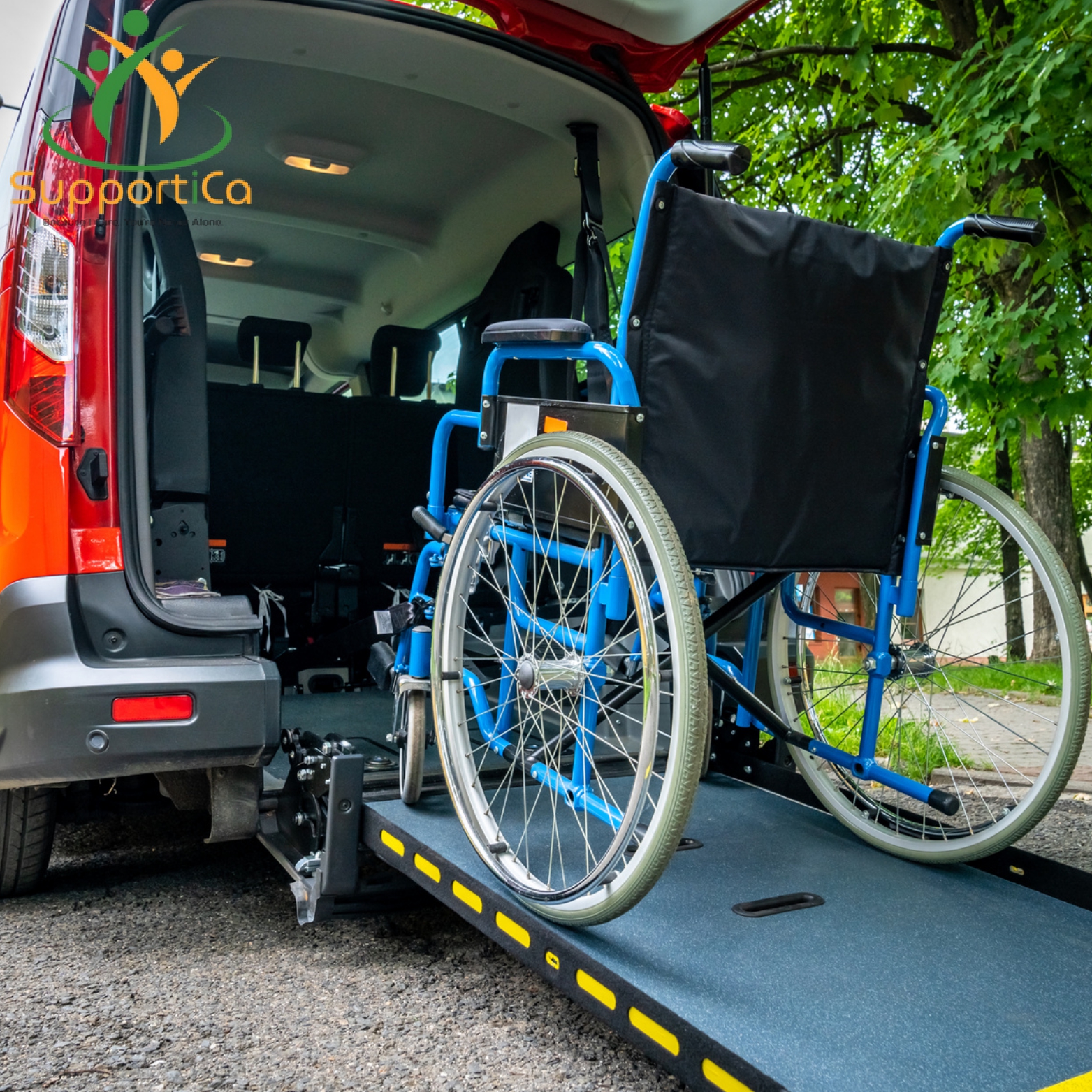 NDIS Support Worker helping client